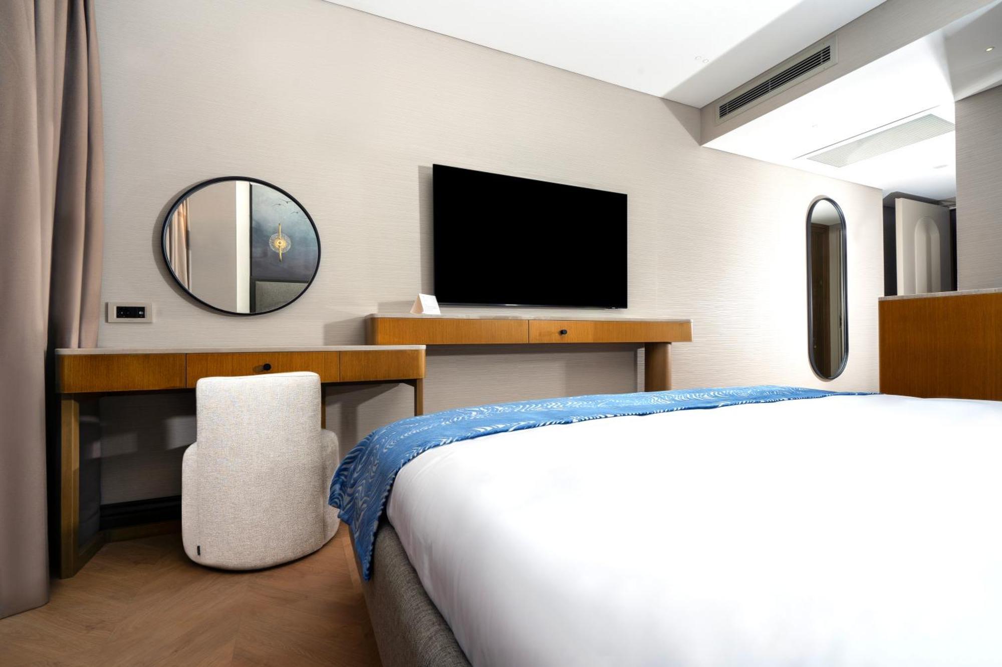 Bentley Hotel Old City-Special Class Κωνσταντινούπολη Εξωτερικό φωτογραφία A bedroom at the hotel