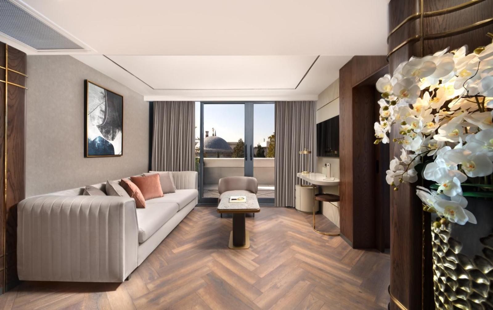 Bentley Hotel Old City-Special Class Κωνσταντινούπολη Εξωτερικό φωτογραφία The interior of a suite at The London West End